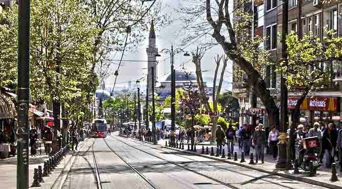 İstanbul Popüler Meydanlar ve Caddeler