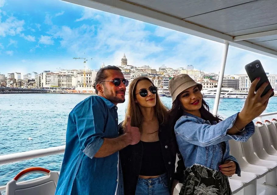 bosphorus golden horn cruise