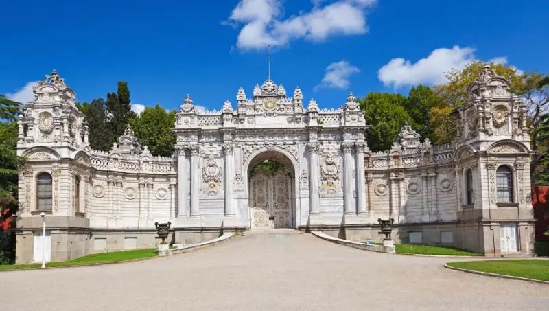 dolmabahce palace tour