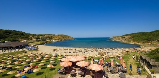 Top 7 Best Beaches in Istanbul (2023 Picks for Tourists, Entrance Fees)