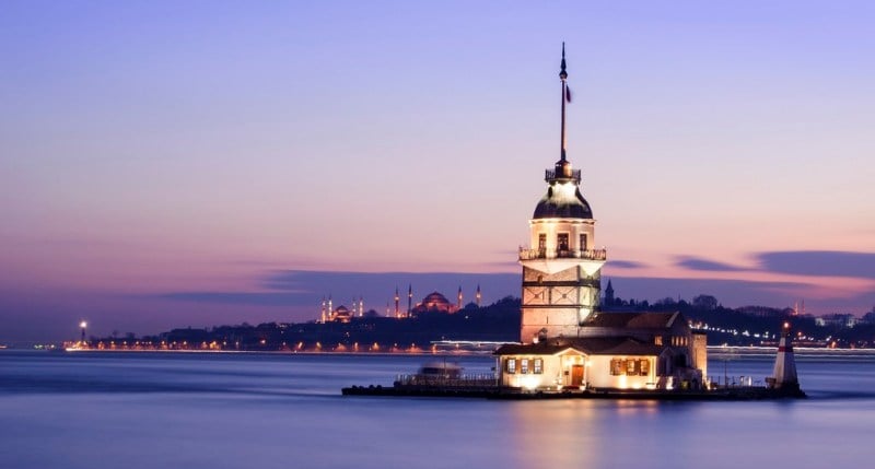 Maiden's Tower Istanbul (2023 Guide with Boats, Dining & Tickets)