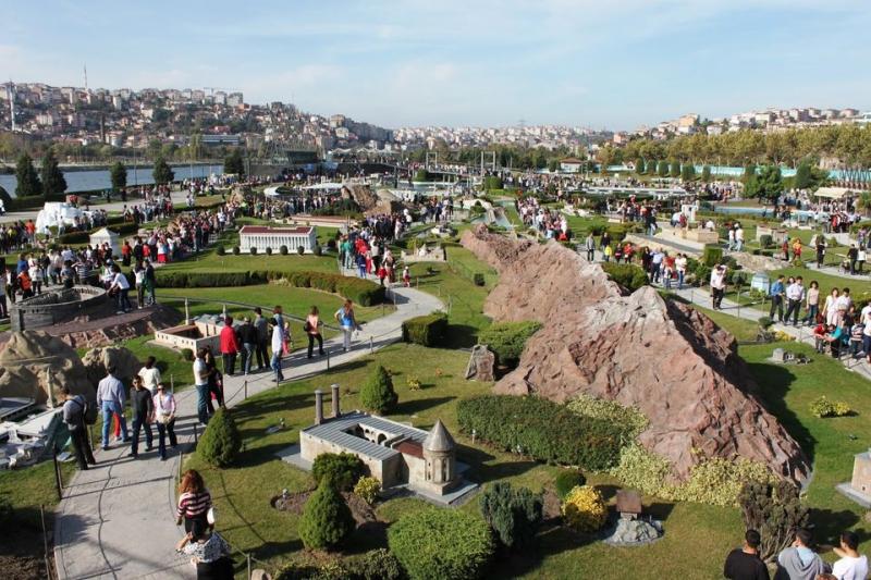 Miniaturk Museum (plus Istanbul Crystal & Panorama Victory Museums)